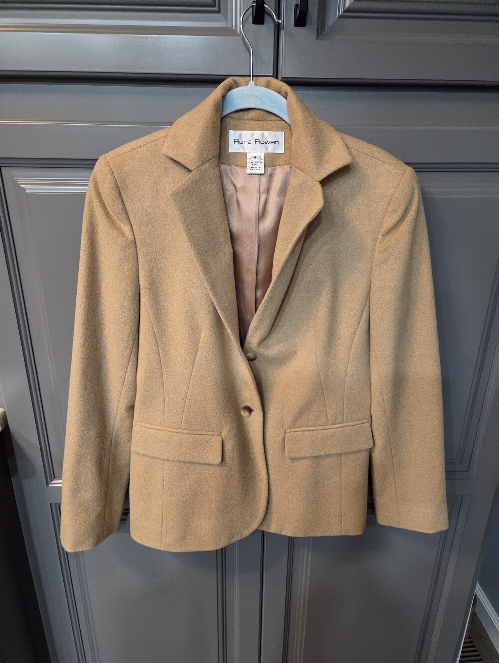 RENA ROWAN SIZE 4 100% CAMEL HAIR JACKET SIZE 4 TAN LIKENEW